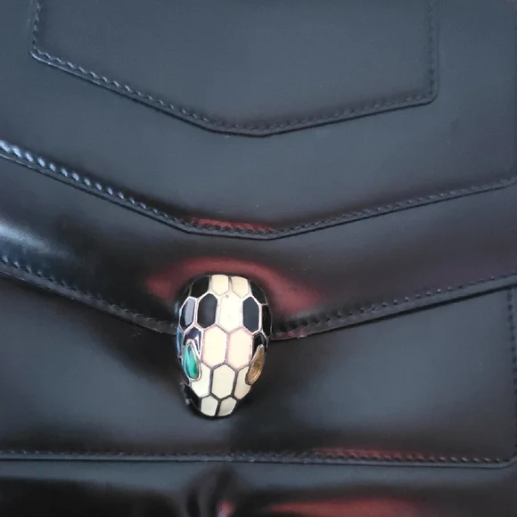 Bulgari Handbag - Picture 3 of 17